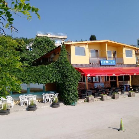 Family Hotel Globus Zlatni pjasătsi Eksteriør bilde