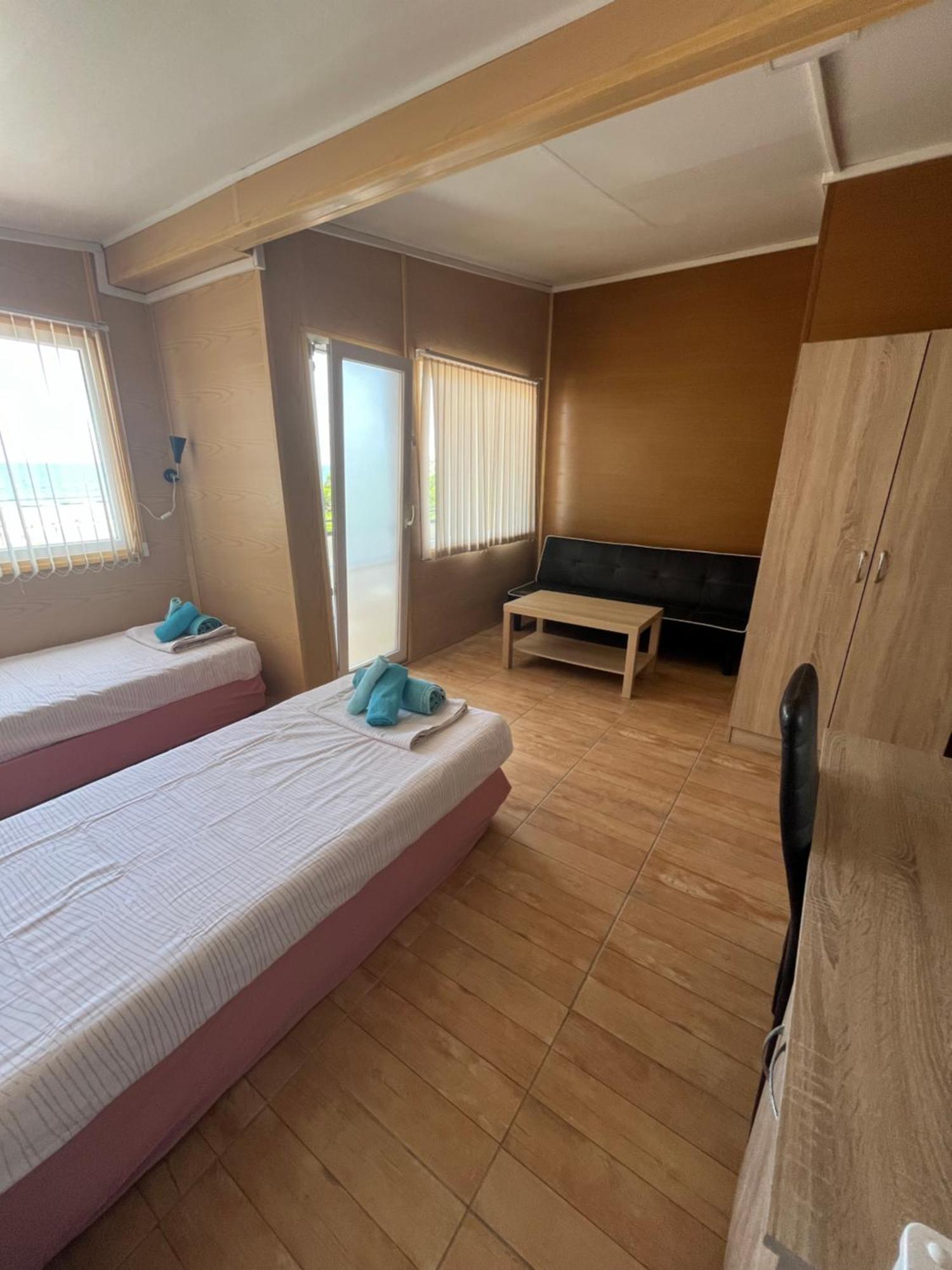 Family Hotel Globus Zlatni pjasătsi Eksteriør bilde
