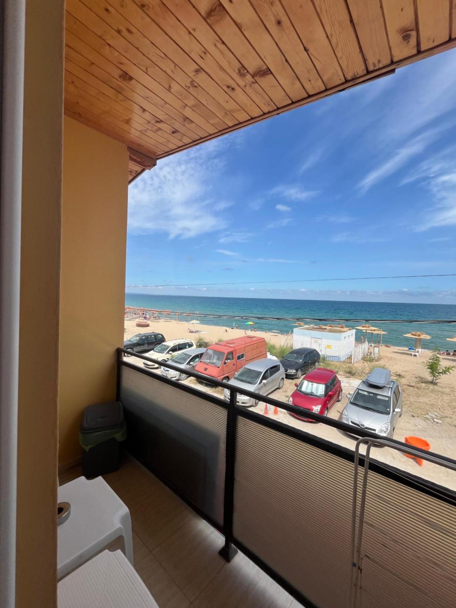 Family Hotel Globus Zlatni pjasătsi Eksteriør bilde