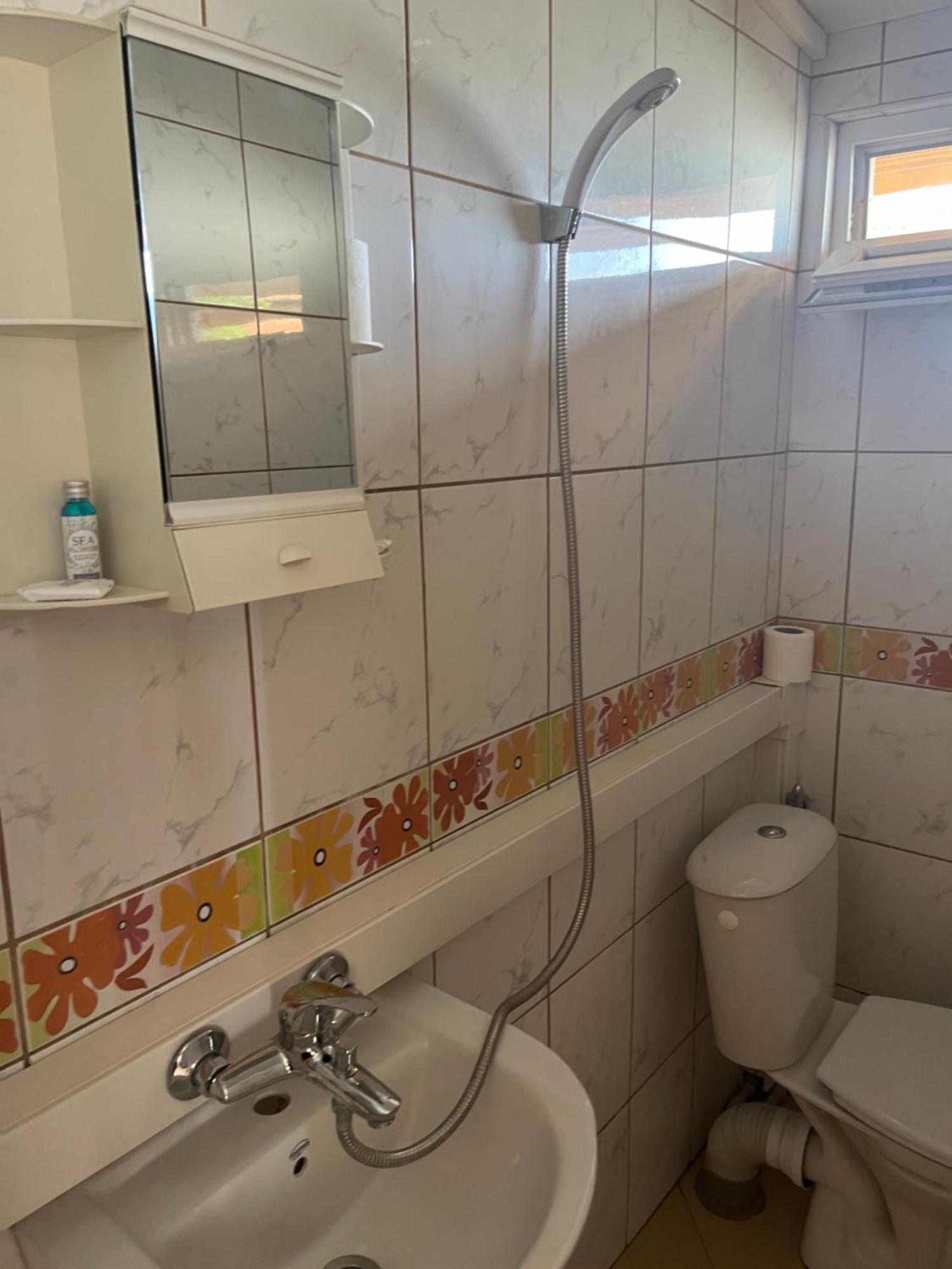 Family Hotel Globus Zlatni pjasătsi Eksteriør bilde