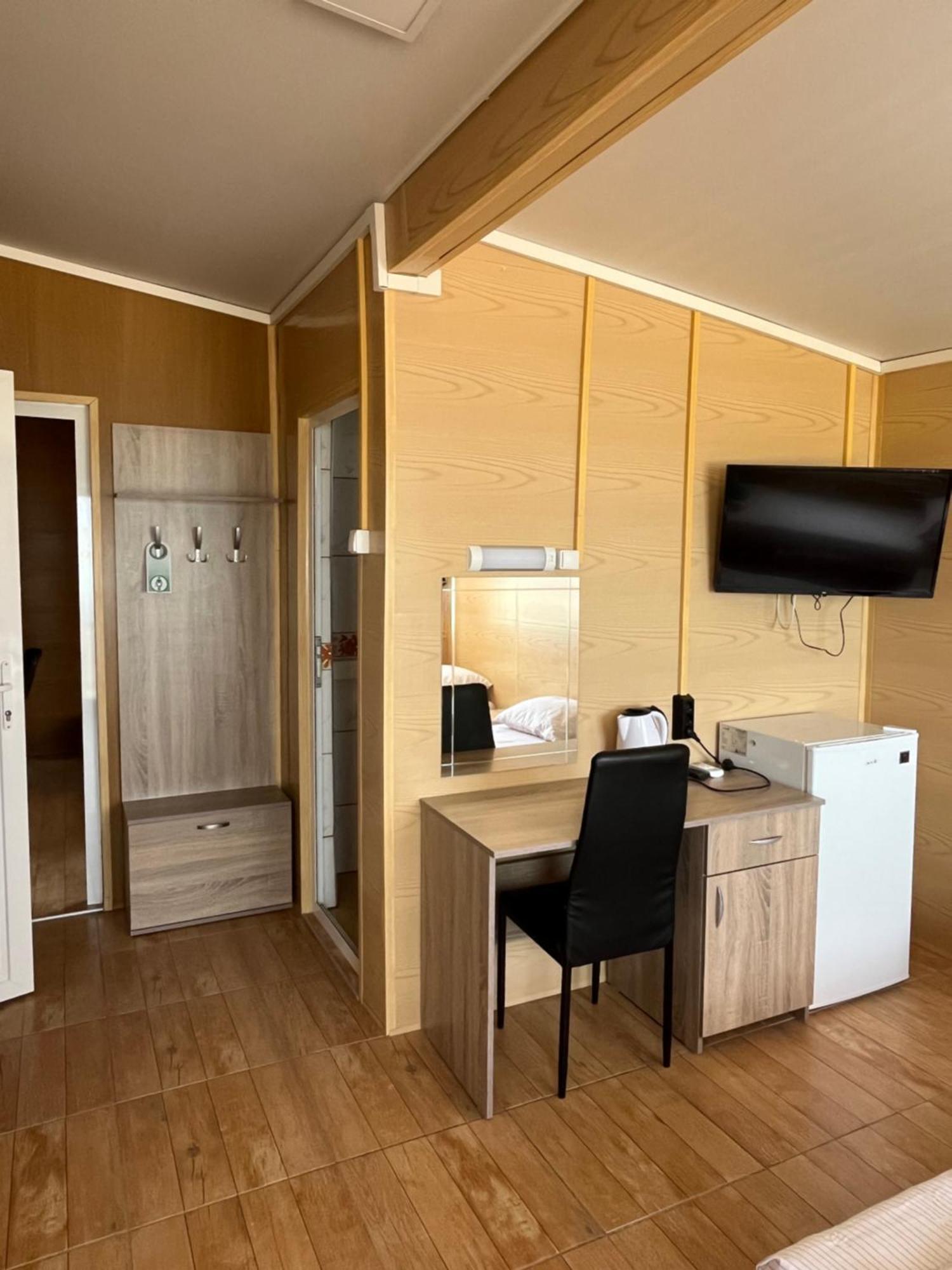 Family Hotel Globus Zlatni pjasătsi Eksteriør bilde
