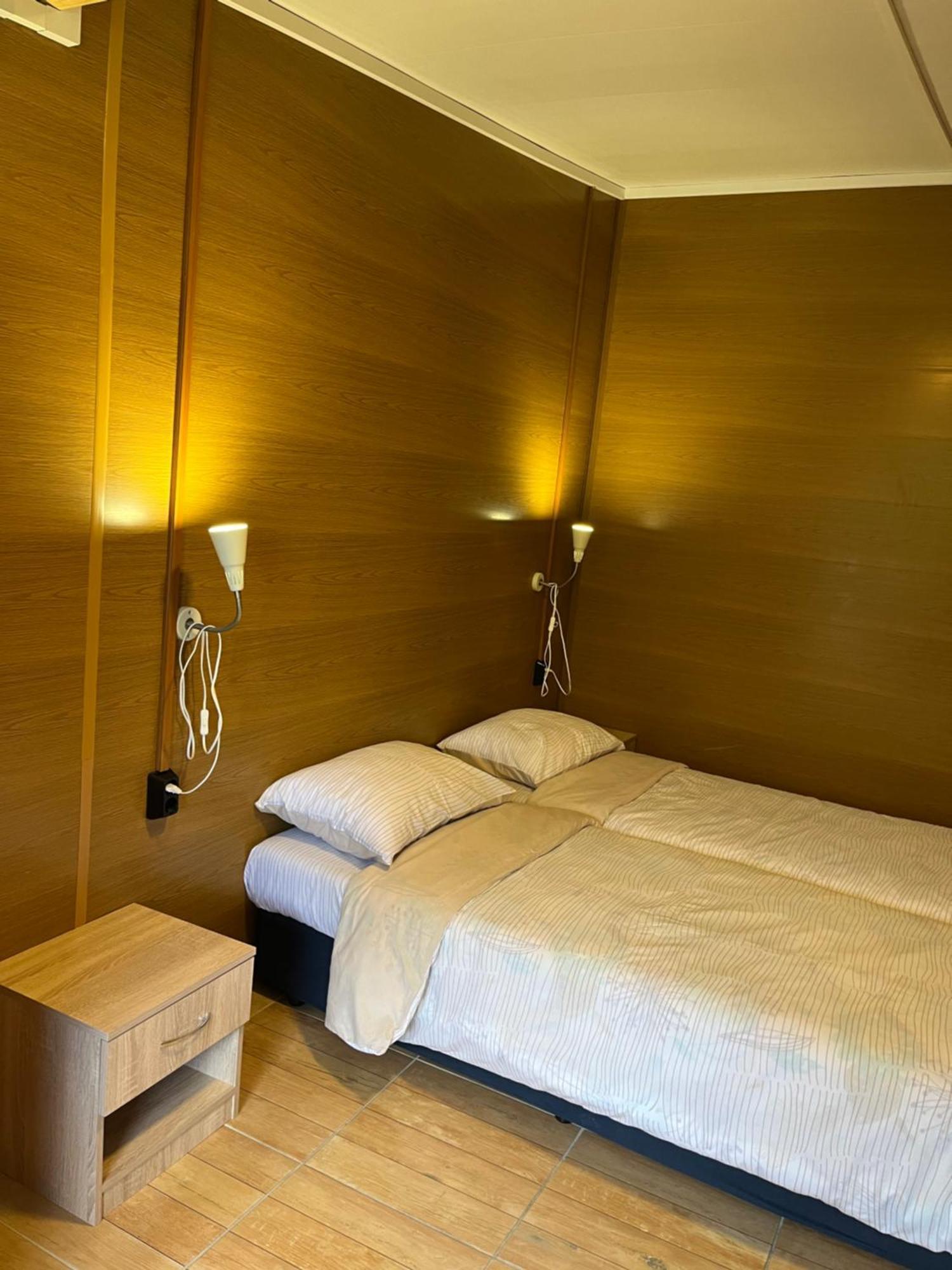 Family Hotel Globus Zlatni pjasătsi Eksteriør bilde